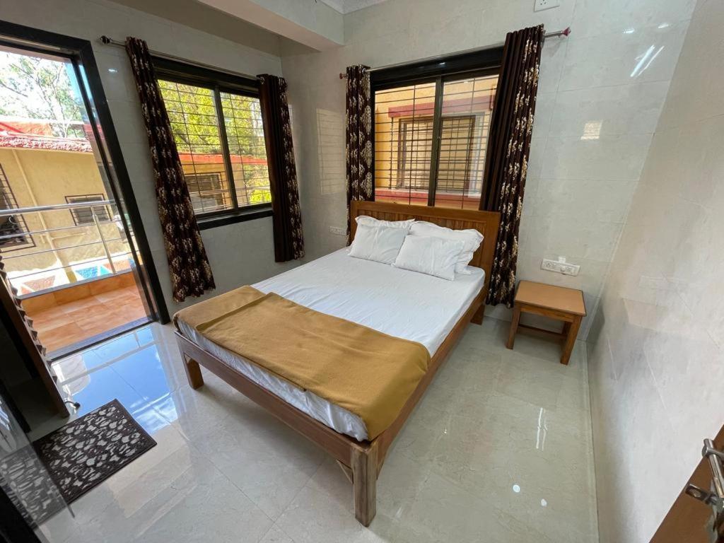 Hotel Phoenix Lonavla Exterior foto